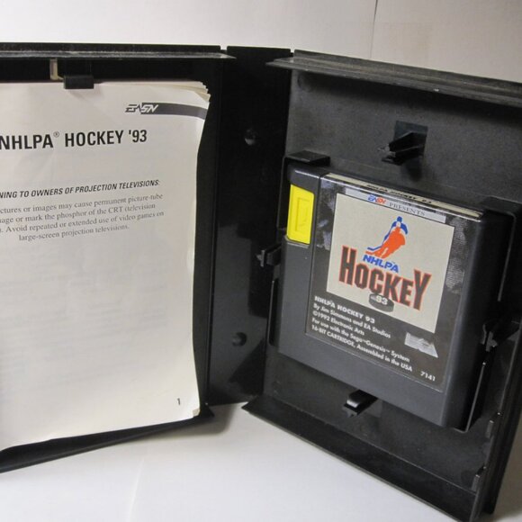 1992 Sega Genesis System Video Game: NHLPA Hockey '93 - Complete with Case - Picture 3 of 4